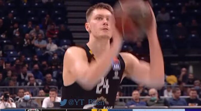 Gregor Glas se iz Beograda seli v … Slovenijo!