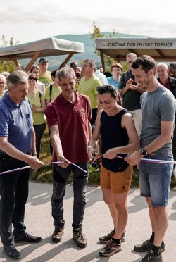 FOTO: Otvoritev poti po vinski gorici Rigelj