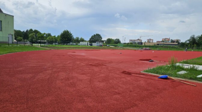 Obnova atletskega stadiona v Brežicah po načrtih, zaključek te faze v avgustu