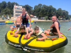 Sončki v zdravstveni koloniji na Pašmanu