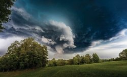 Pogled iz Črnomlja proti Gribljam (19. julij) (Foto: Gregor Hutar)