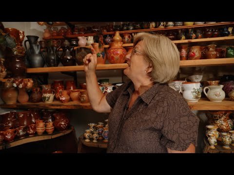 BIZELJSKO: Obiskali smo zbirateljico majolk Leo Babič