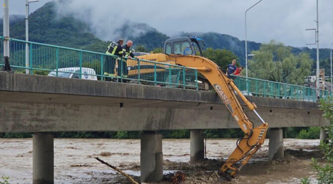 Sevnica: Poročilo o izvedenih aktivnostih ob poplavah