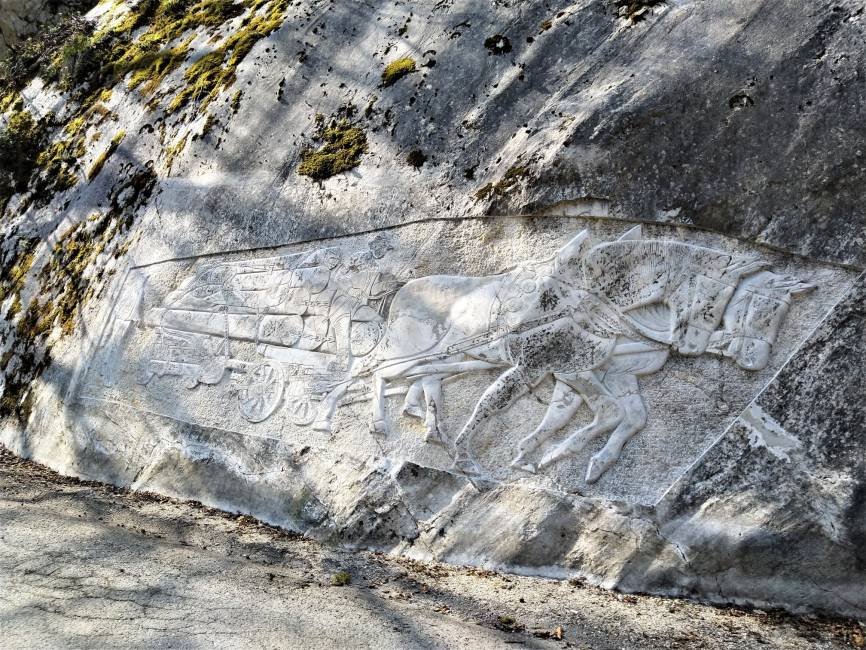 Kamnoseki, relief konjske vrege1