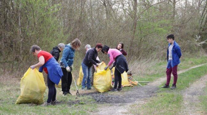 Člani Društva Vrbinar čistili brežiško Vrbino, kjer je situacija z odpadki zelo zaskrbljujoča