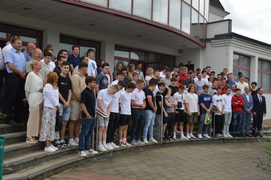 Srednja sola Krsko - podelitev spriceval poklcne mature (80)