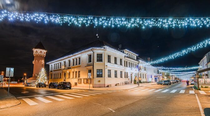 🎄✨ PRIŽIG PRAZNIČNIH LUČI V BREŽICAH ✨🎄