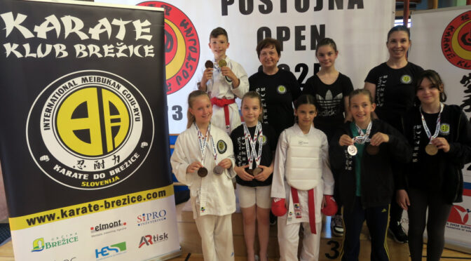 Ekipna zmaga dečkov in 8 odličij za Karate klub Brežice na mednarodnem turnirju (FOTO)