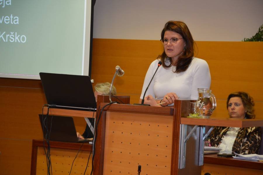 4. izredna seja obcinskega sveta krsko (15)