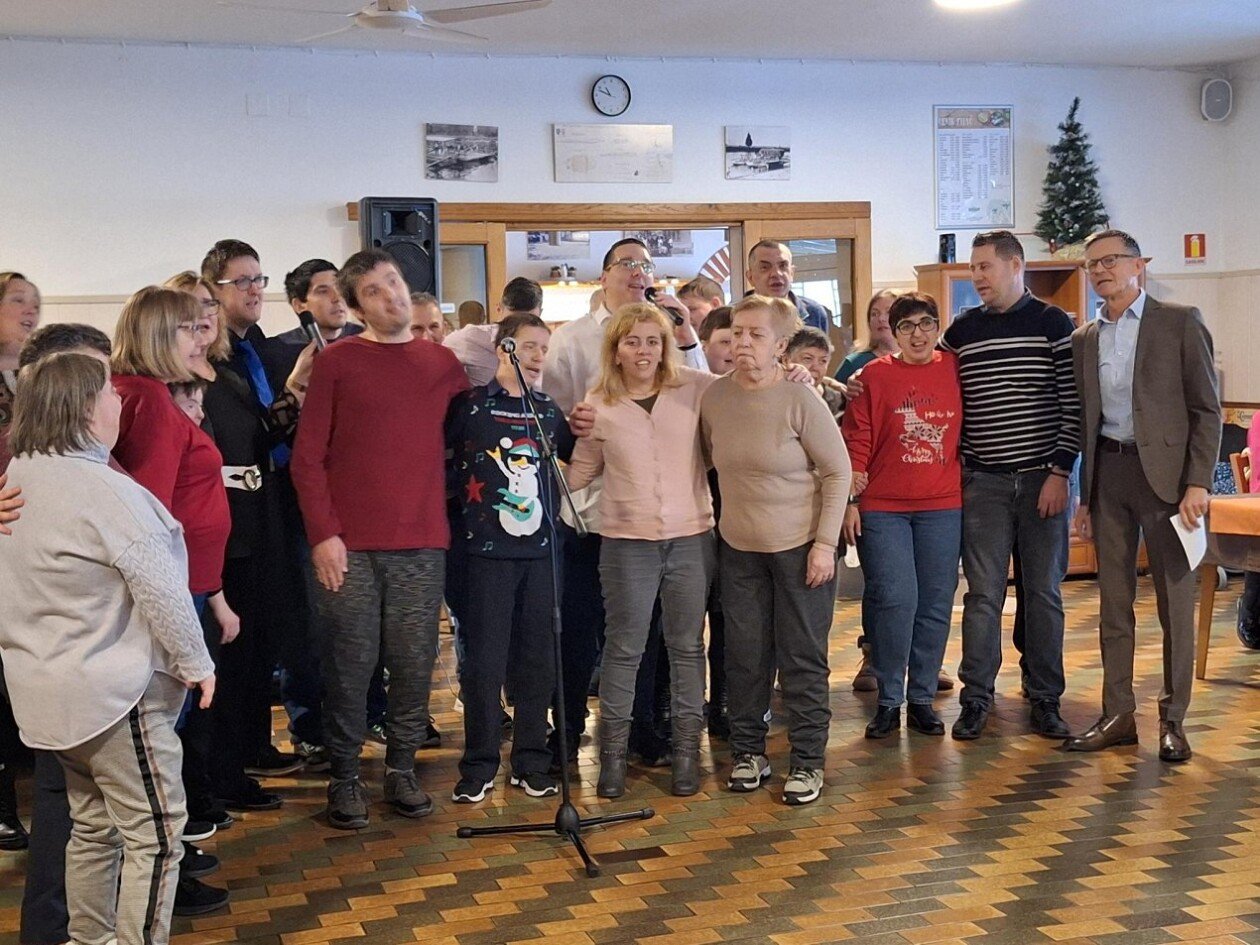 2025 Skupna pesem ob zaključku programa.jpg