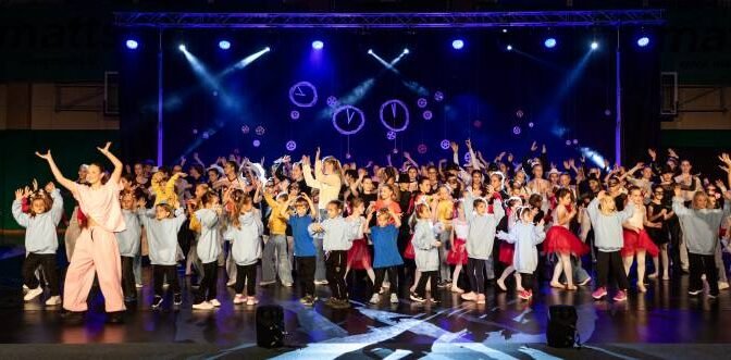 Praznična misija in ples kontrastov PD Imani