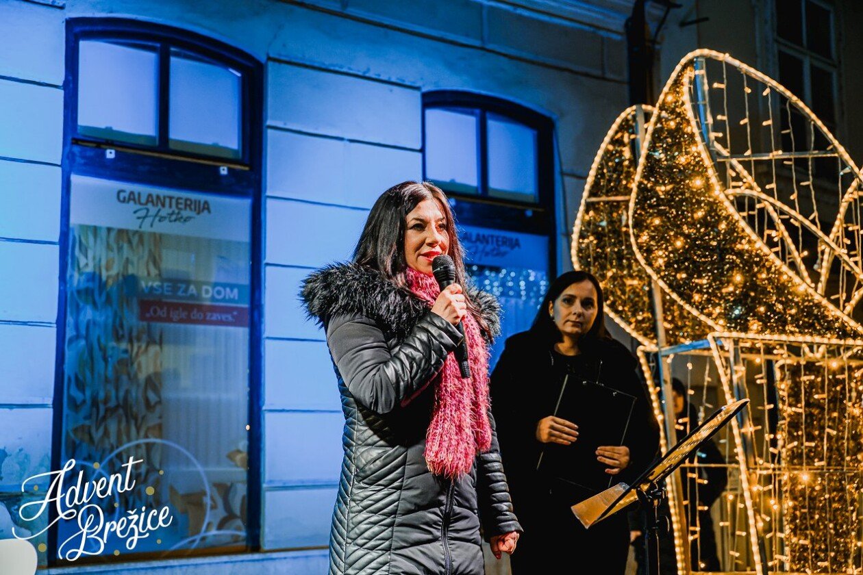 Advent BR 25 Otvoritev drsališča-36.jpg