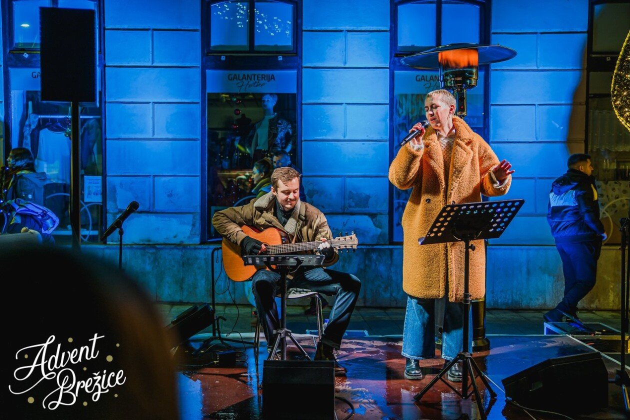 Advent BR 25 Otvoritev drsališča-56.jpg