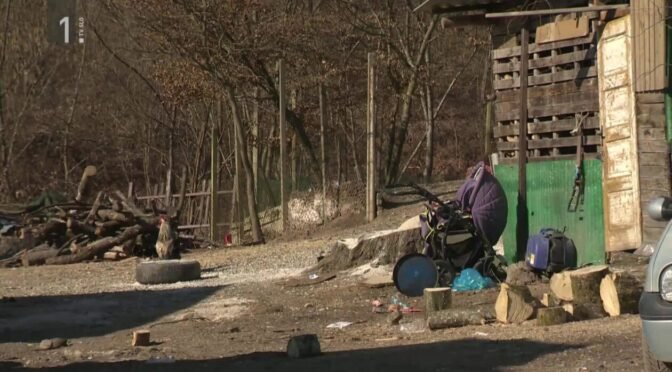 Vlada je zavrnila pobudo občine Brežice, naj prevzame prostorsko urejanje romskega naselja Krušče