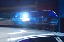 Sredi noči z eksplozivom nad bankomat, neznanec odnesel gotovino