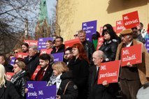 Mi, socialisti na volitve z ‘običajnimi delovnimi ljudmi’