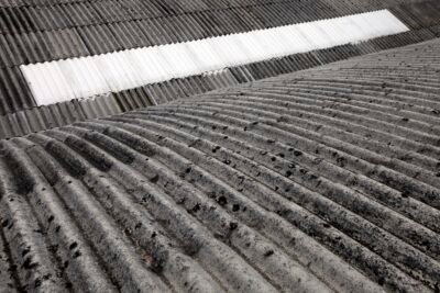 Uroš Macerl in zakopan azbest na njegovem zemljišču  