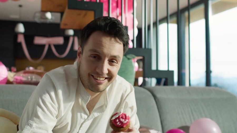 Alex Volasko - Drugačen