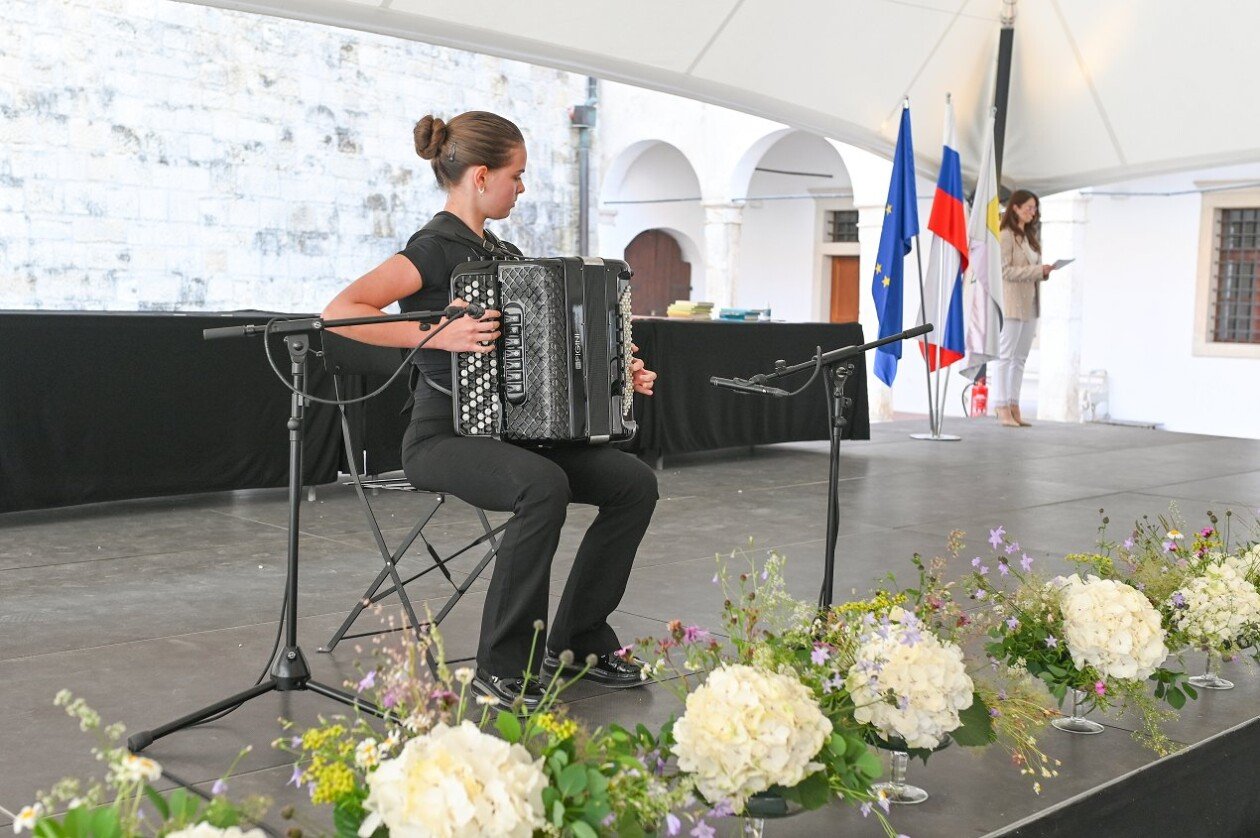 Lara Mladkovič GŠ Brežice.jpg