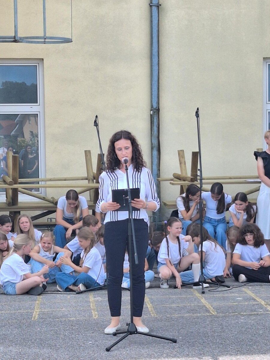 Predsednica sveta KS Artče Darja Germšek Predanič.jpg