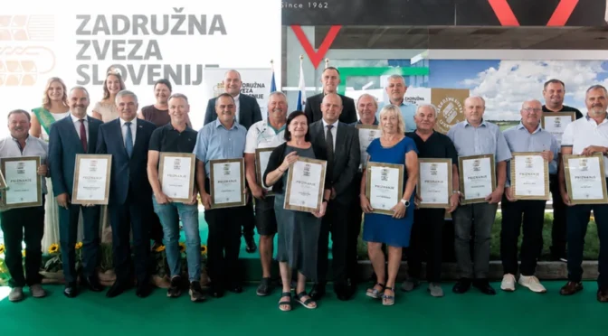 Med prejemniki priznanj Zadružne zveze Slovenije tudi Janez Lipej z Bizeljskega