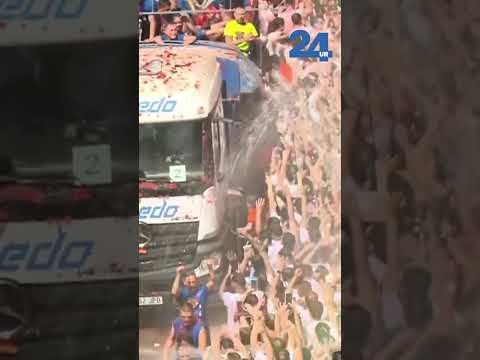24UR | Slavna Tomatina v Buñolu!