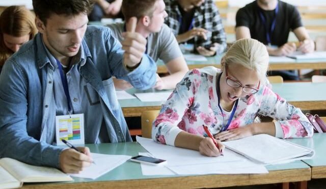 Dijaki bodo koncno izvedeli rezulctat 01
