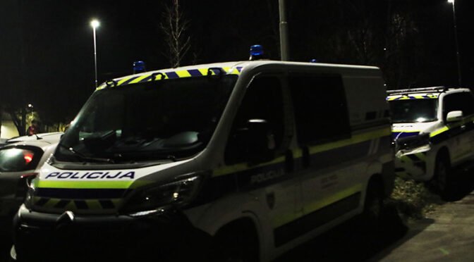 Policija marica jeep ep
