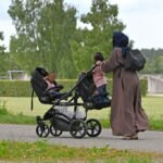 Afp 20250715 dpa pa 536189312 v1 midres muslimwomanwithheadscarfmotherintraditi