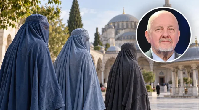Jelinčič Plemeniti: Slovenija je katoliška država, prepoved nošenja burke bi morali sprejeti kar z odlokom