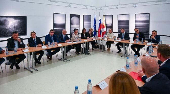 Srecanje zupanov jv slo